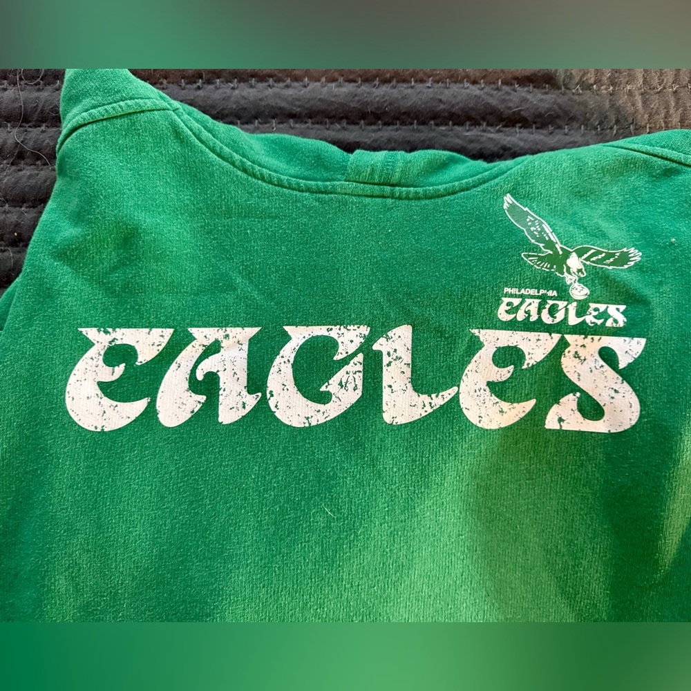 Philadelphia Eagles Men’s Hoodie.